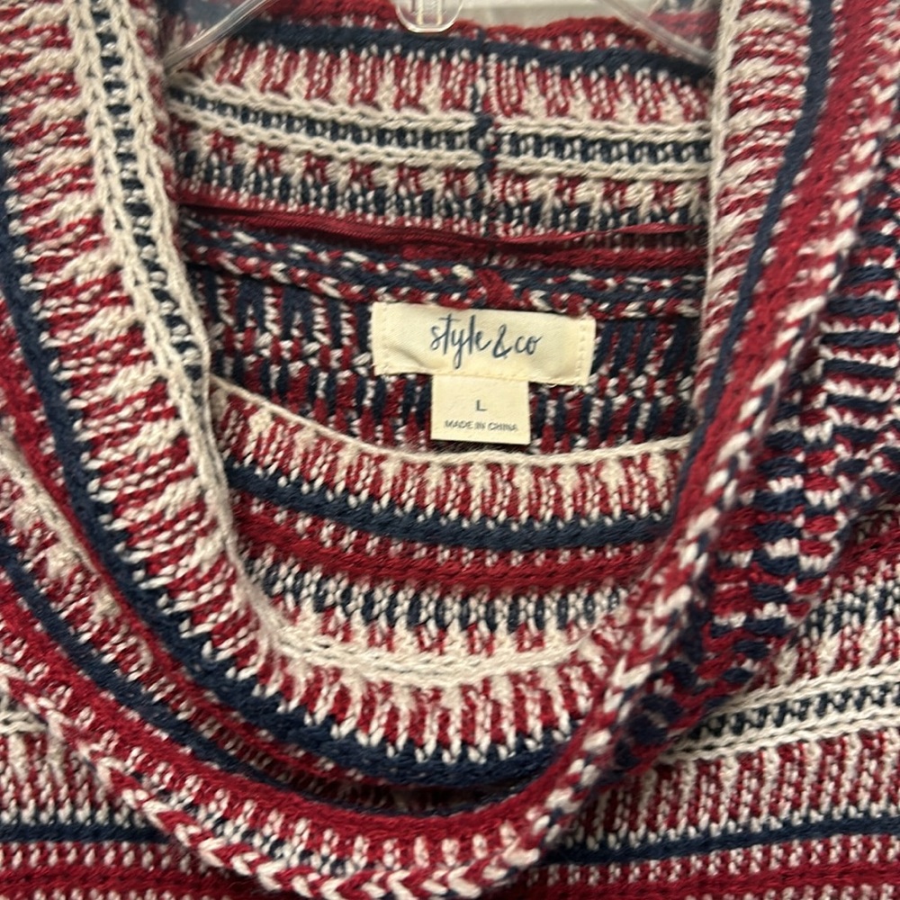 Sweater - Picture 3 of 4